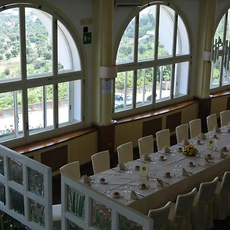 Hotel Incanto 3*