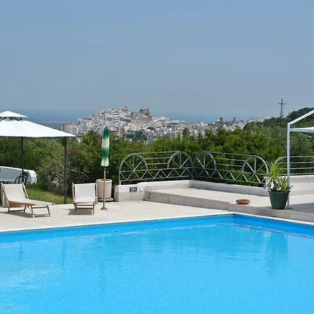 爱情魔咒酒店 酒店 奥斯图尼