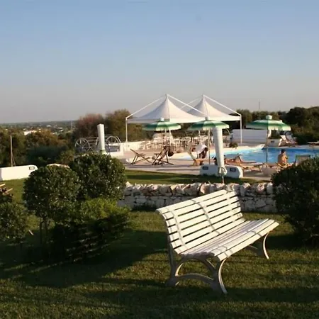 爱情魔咒酒店 酒店 奥斯图尼