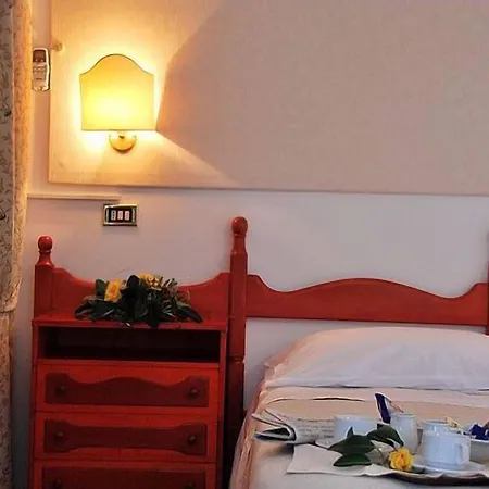 爱情魔咒酒店 酒店 3*